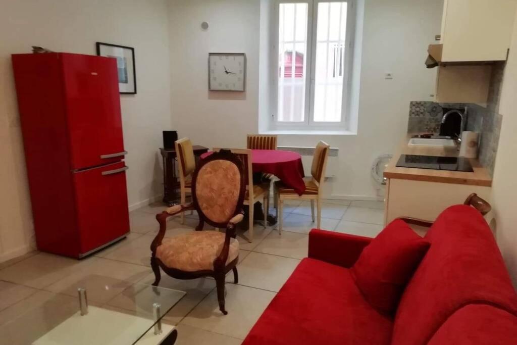 Appartement Typique Dans Le Centre Historique 47M2 ลาซิโอตาต์ ภายนอก รูปภาพ
